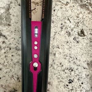 DYSON CORRALE STRAIGHTENER